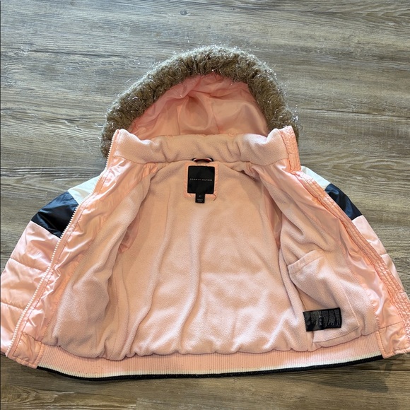 Tommy Hilfiger Pink and Black Puffer Jacket with Faux Fur Hood - Picture 5 of 6
